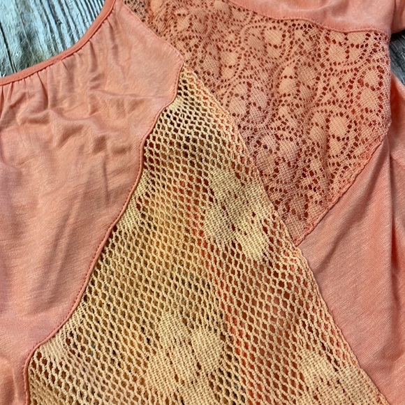 Young Threads anthropology coral lace netted belle sleeve top - Picture 10 of 11